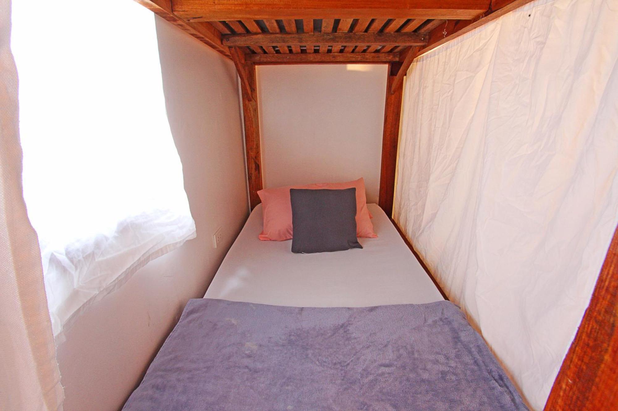 Ozen Freediving Hostel General Luna  Extérieur photo